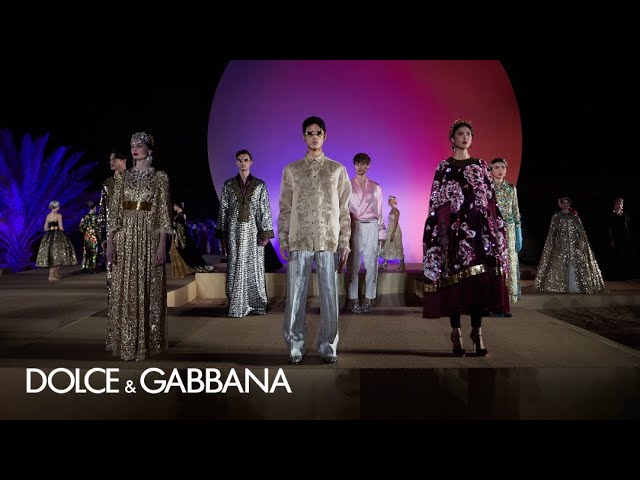 image 0 Alula 2022: The Dolce&gabbana Alta Moda And Alta Sartoria Fashion Show.